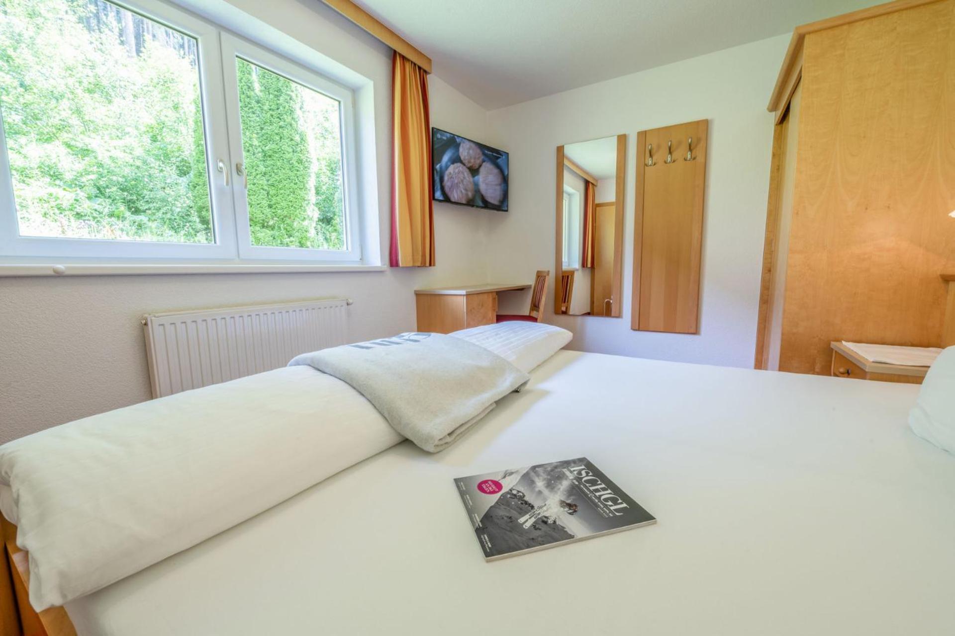 Haus Waldhof Hotel Ischgl Ruang foto