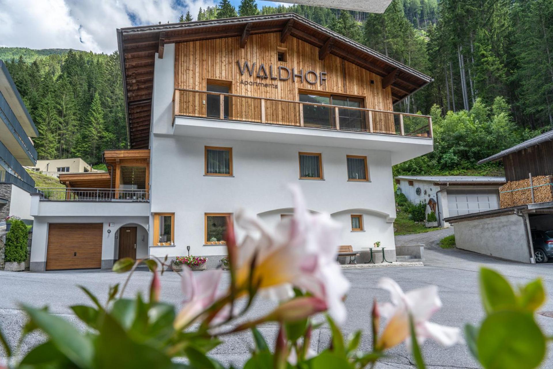 Haus Waldhof Hotel Ischgl Bagian luar foto