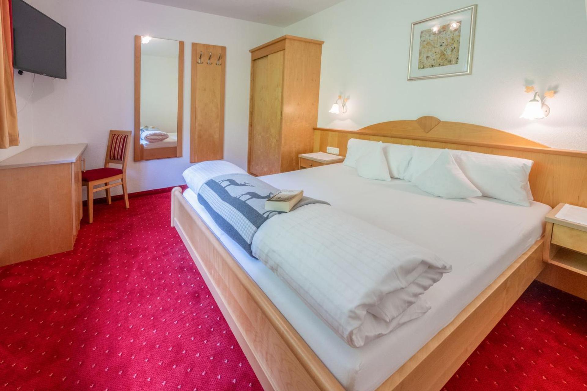 Haus Waldhof Hotel Ischgl Bagian luar foto