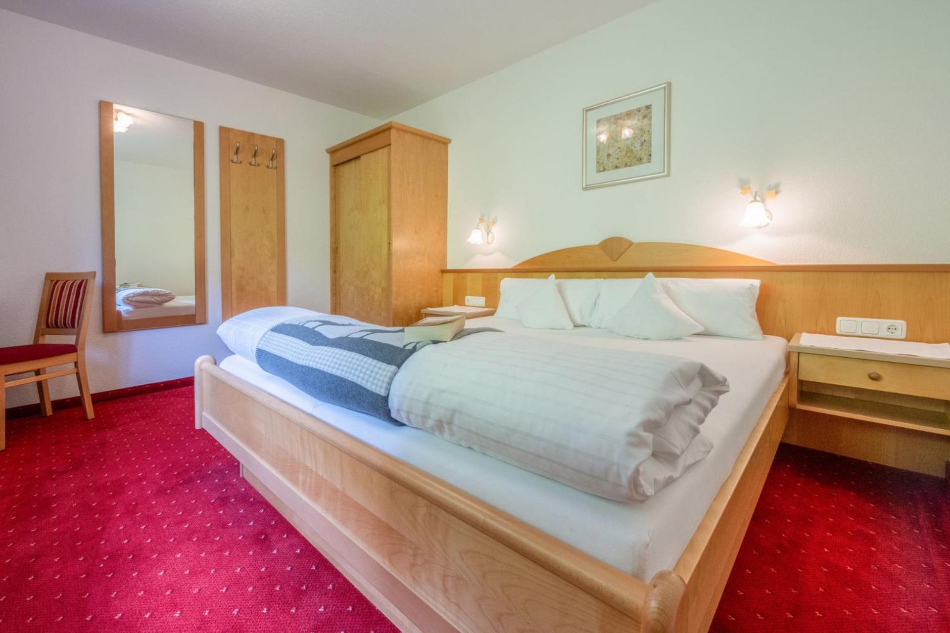 Haus Waldhof Hotel Ischgl Bagian luar foto