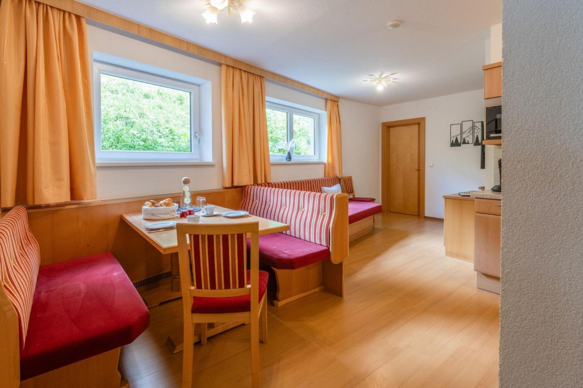 Haus Waldhof Hotel Ischgl Bagian luar foto