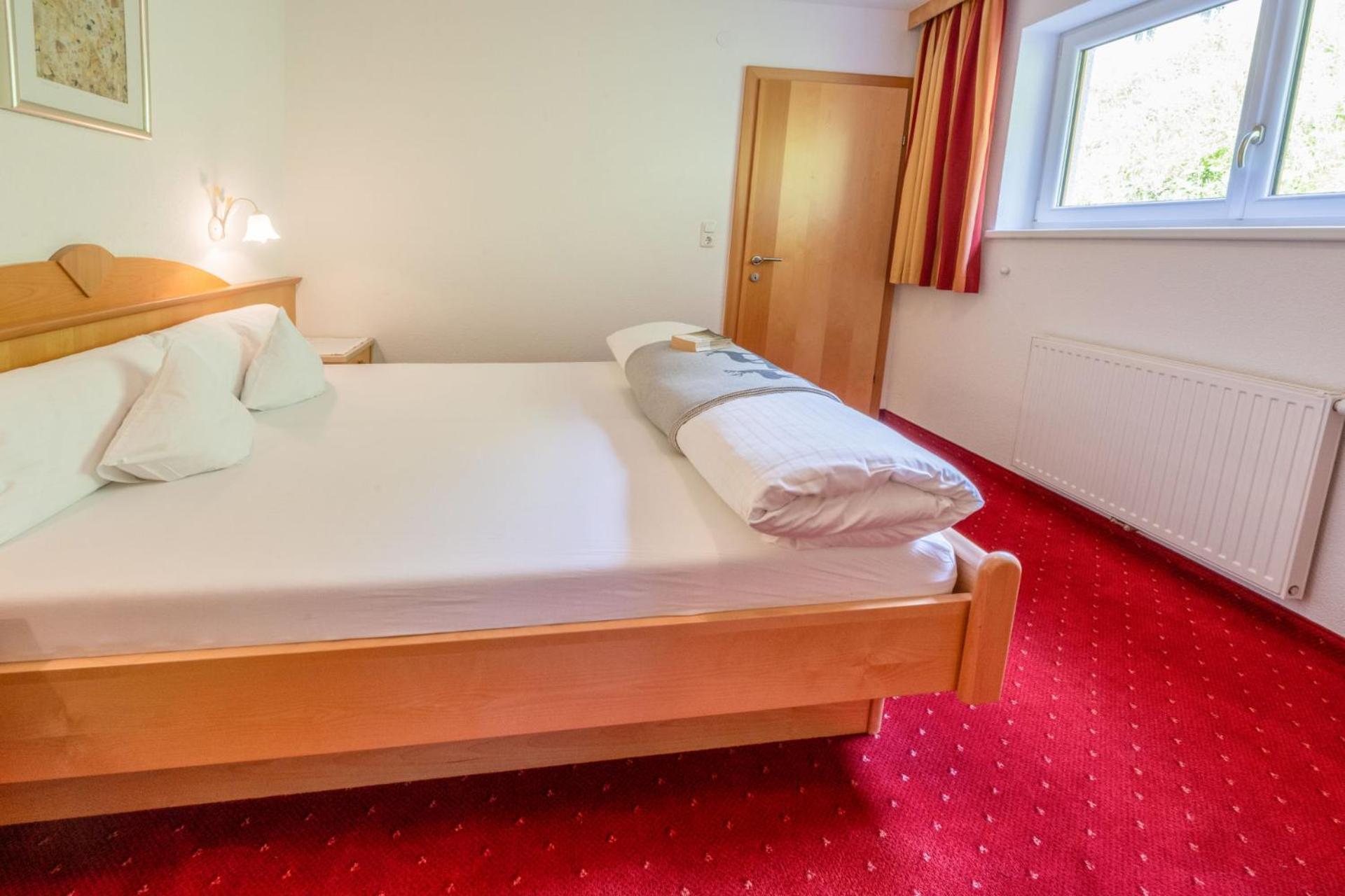 Haus Waldhof Hotel Ischgl Ruang foto